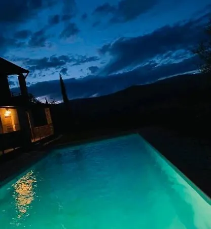 Luxurious Maisonette In The Countryside With A Pool